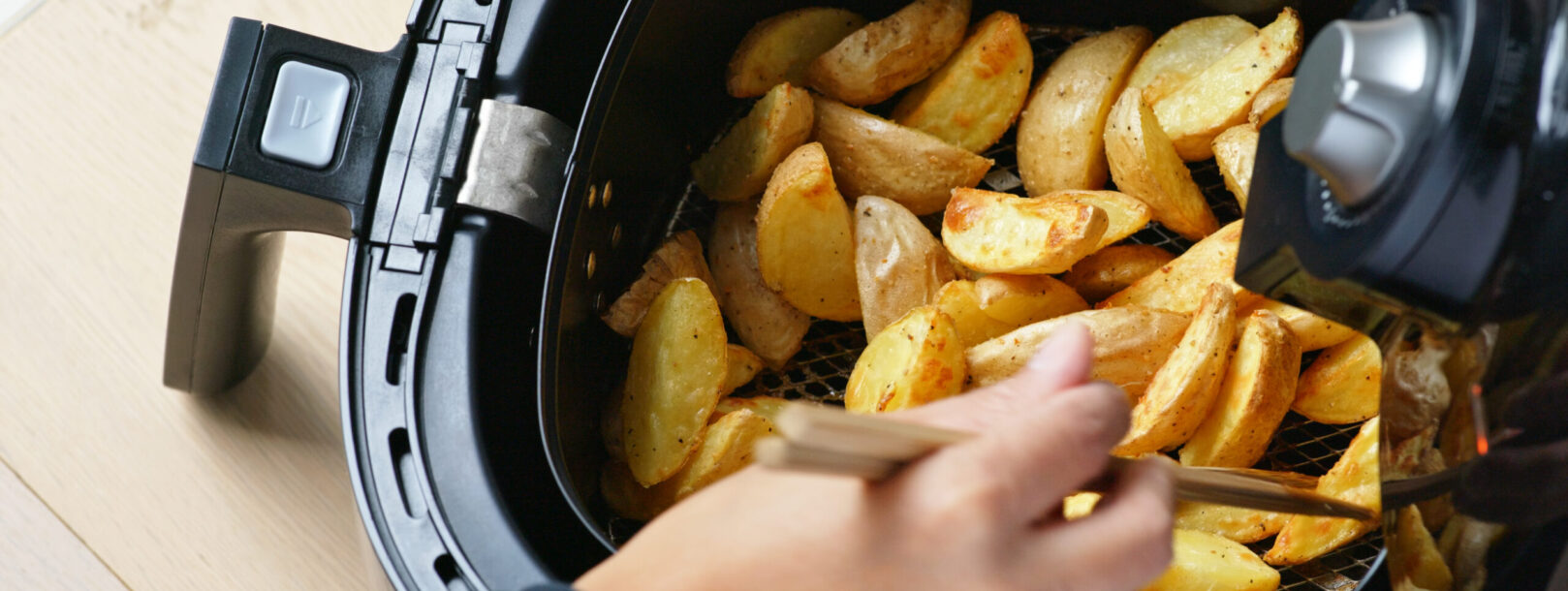 Airfryer med kartofler